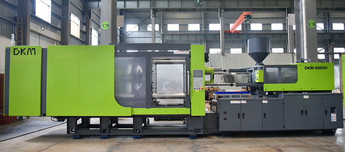 鸿运国际DF东风注塑机550吨